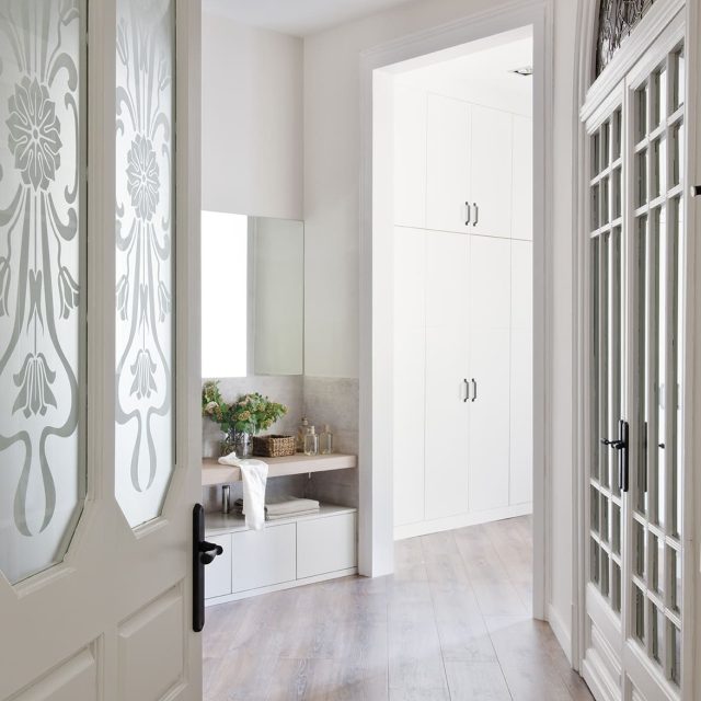 PROYECTO-DE-INTERIORISMO-VIVIENDA-BARCELONA-RECIBIDOR3