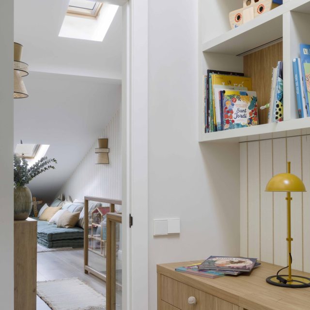 Pia Capdevila Interiorismo-Proyecto 492 Av Roma-PLANTA 1-Zona infantil-FOTO Jordi Canosa-ESTILISMO Mar Gausachs-4B