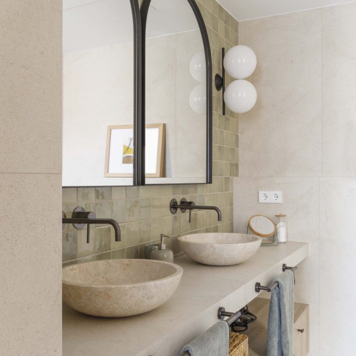 Pia Capdevila Interiorismo-Proyecto 492 Av Roma-PLANTA BAJA-Suite-Baño-FOTO Jordi Canosa-ESTILISMO Mar Gausachs-3B