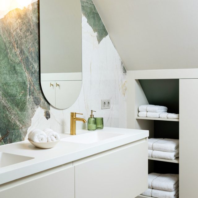 Pia Capdevila-Proyecto 478 Sant Gervasi-Altillo-Baño-269-FOTO Natàlia Cedrés-Producción Mar Gausachs