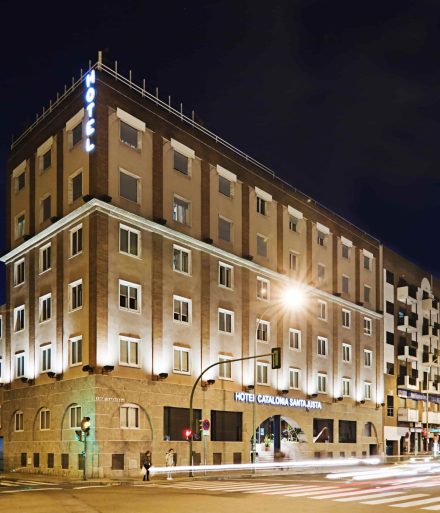 Pia-Capdevila_Proyecto-Hotel-Catalonia-Santa-Justa_Fachada-min-scaled-1.jpg