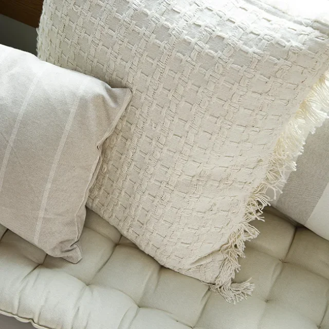 Cojines - Proyecto de reforma integral e interiorismo de casa en Begues