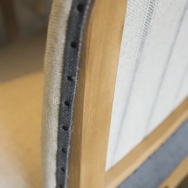 Tapicería sillas del comedor - Proyecto de reforma integral e interiorismo de piso en Sant Just